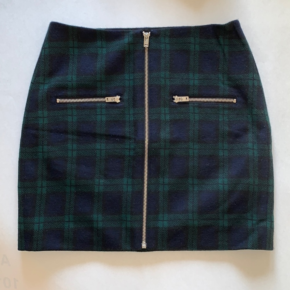 Madewell Zip Skirt in Dark Plaid size 0